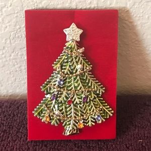 Avon 2008 Collectible Christmas tree pin